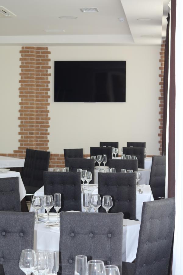 Smart Boutique Hotel Вітебськ Екстер'єр фото